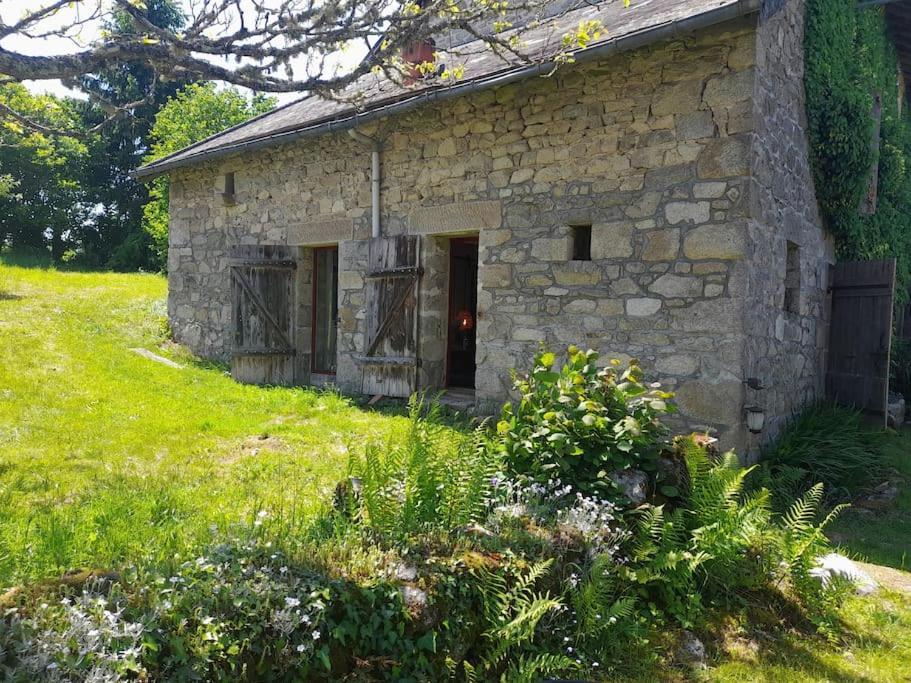 Gite Le Onze Beauval Saint-Dizier-Leyrenne Екстериор снимка