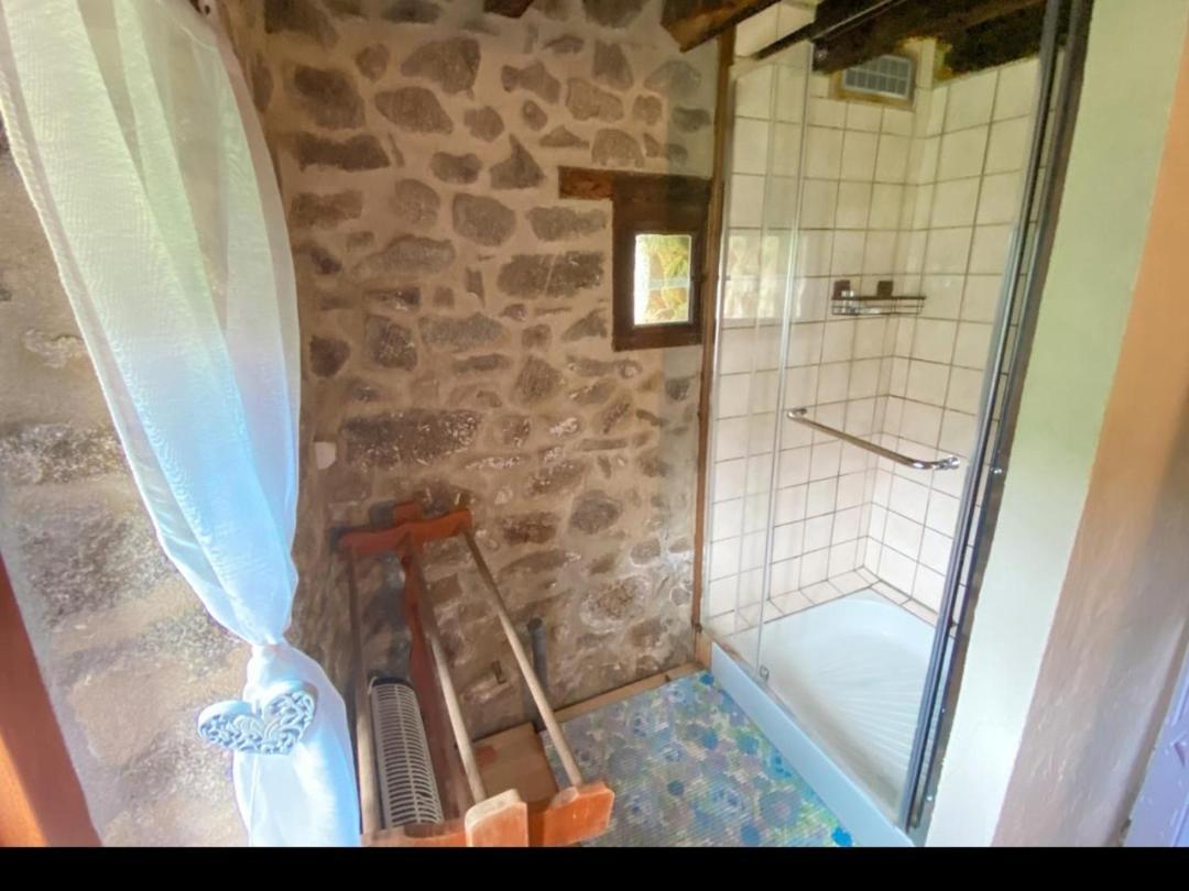 Gite Le Onze Beauval Saint-Dizier-Leyrenne Екстериор снимка